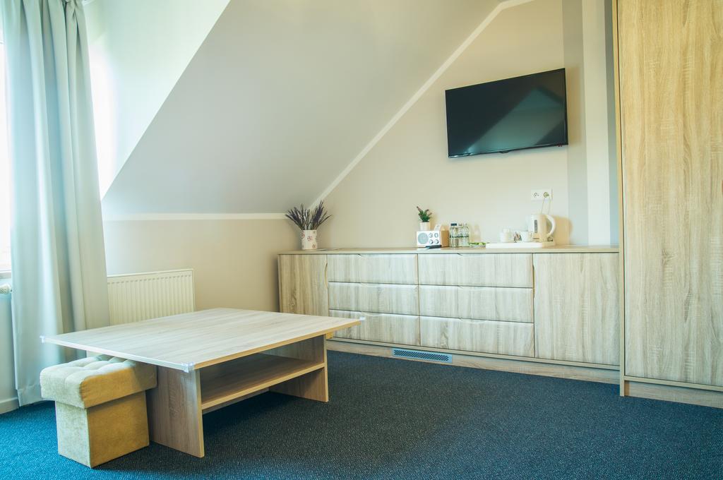 Bed and Breakfast Sloneczny Port Mikołajki Habitación foto