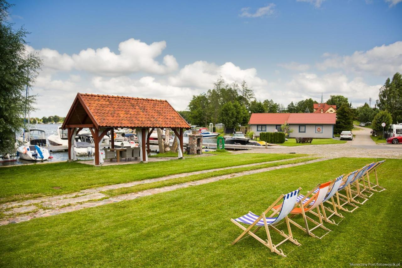 Bed and Breakfast Sloneczny Port Mikołajki Exterior foto